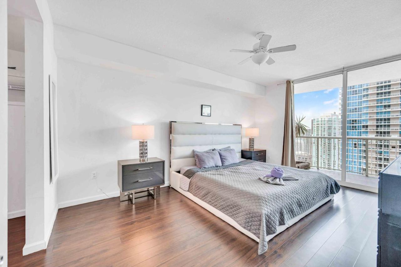 Modern 1 Bed In The Heart Of Brickell With Free Parking Appartement Miami Buitenkant foto