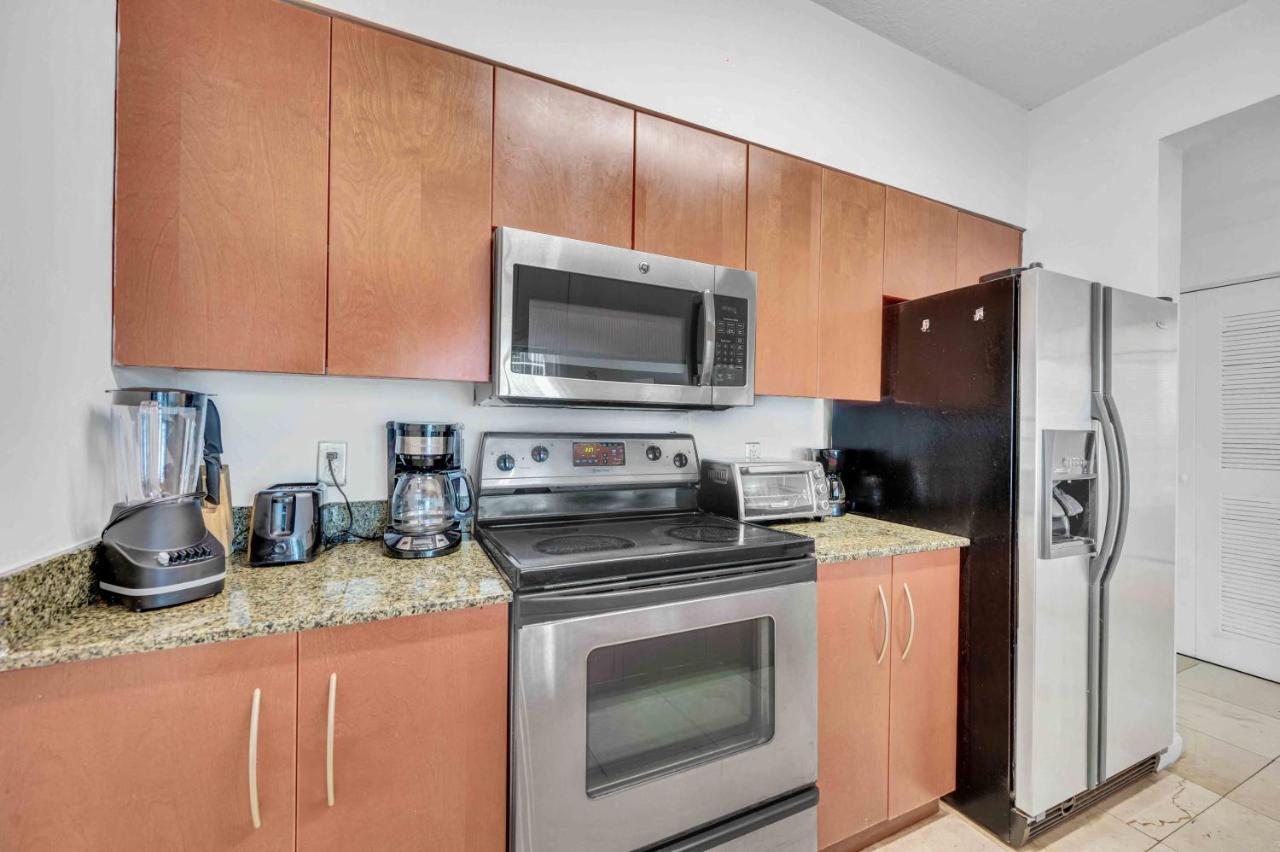 Modern 1 Bed In The Heart Of Brickell With Free Parking Appartement Miami Buitenkant foto
